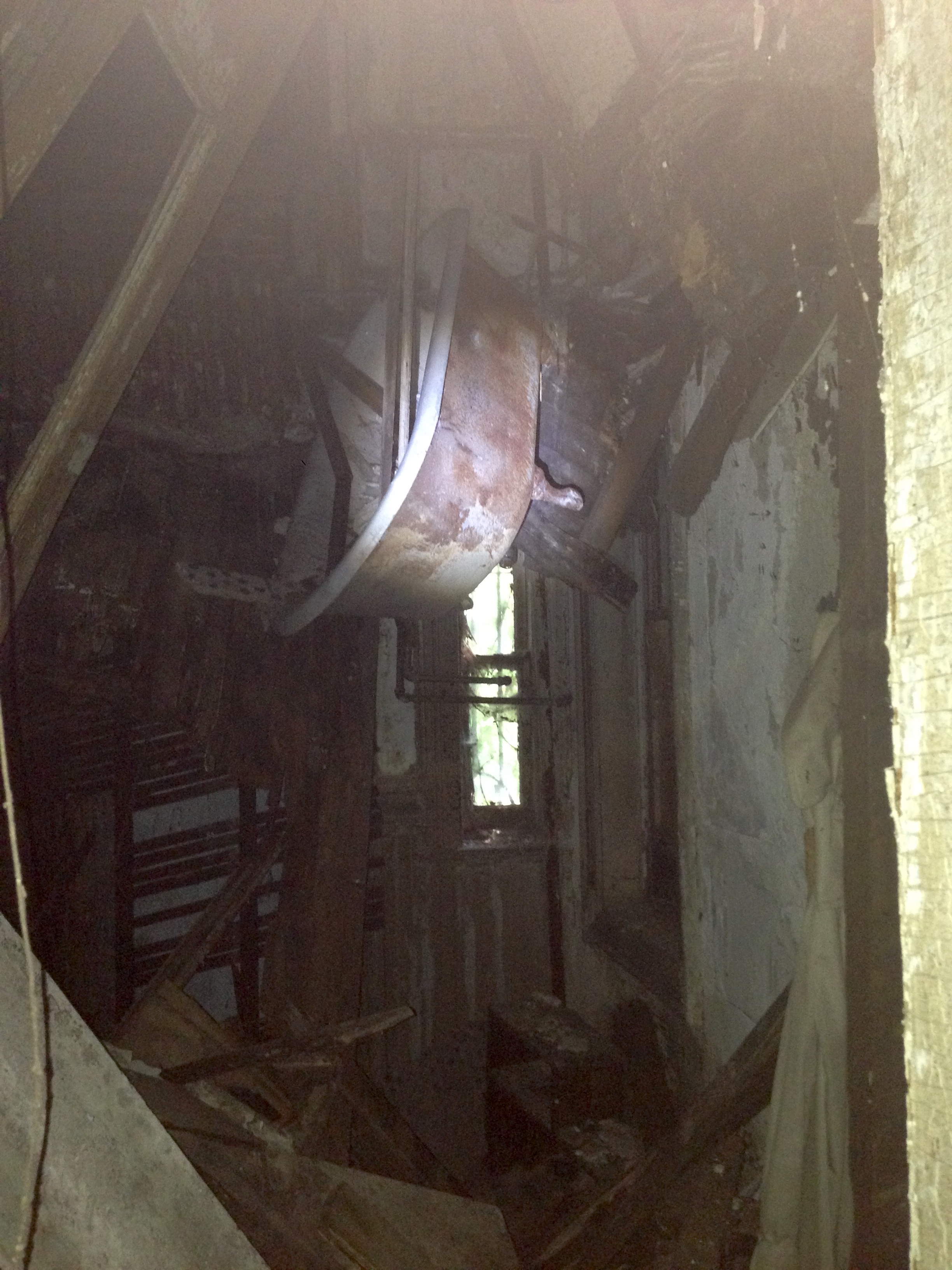 Failure Portrait: Dramatic – Old Structures Engineering